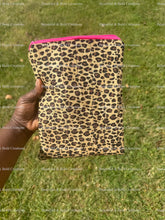 Load image into Gallery viewer, Handmade Kindle &amp; E-Reader Pouch
