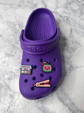 Load image into Gallery viewer, Flatiron Shoe Charm
